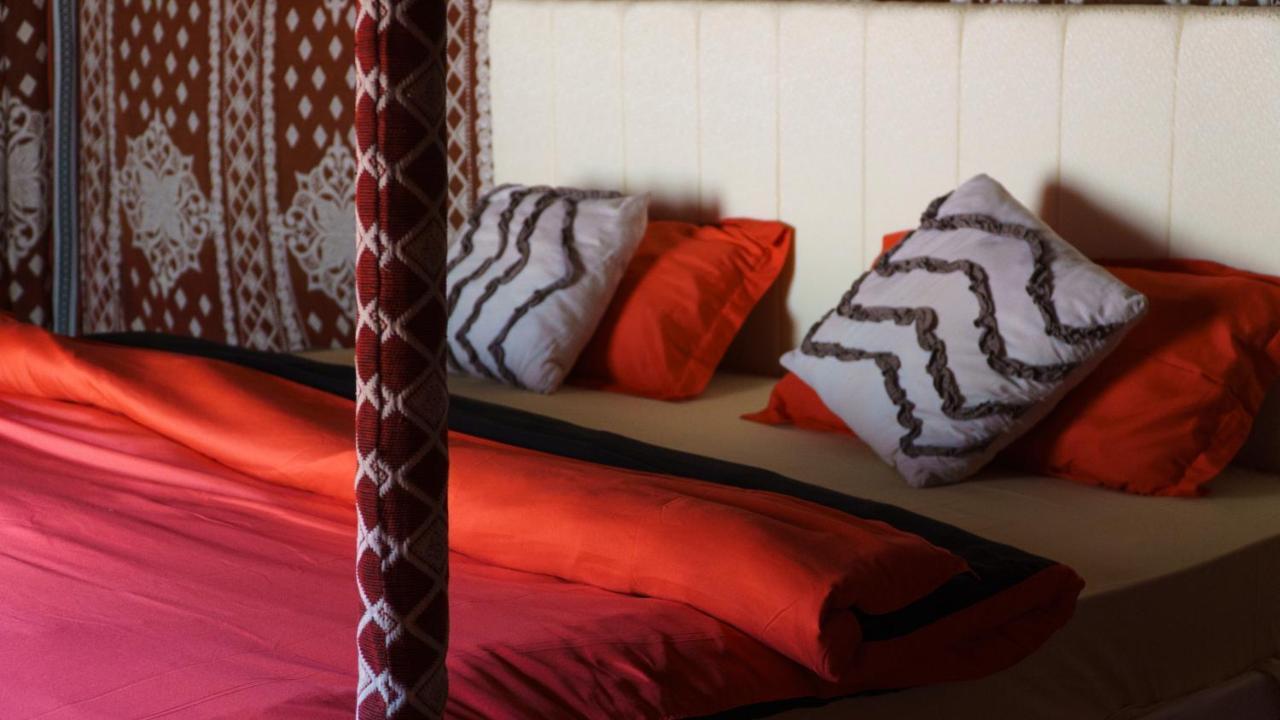 Отель Wahiba Bedouiens Privae Camp Bidiya Экстерьер фото